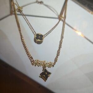 Gold and Black Floral Pendant Necklace